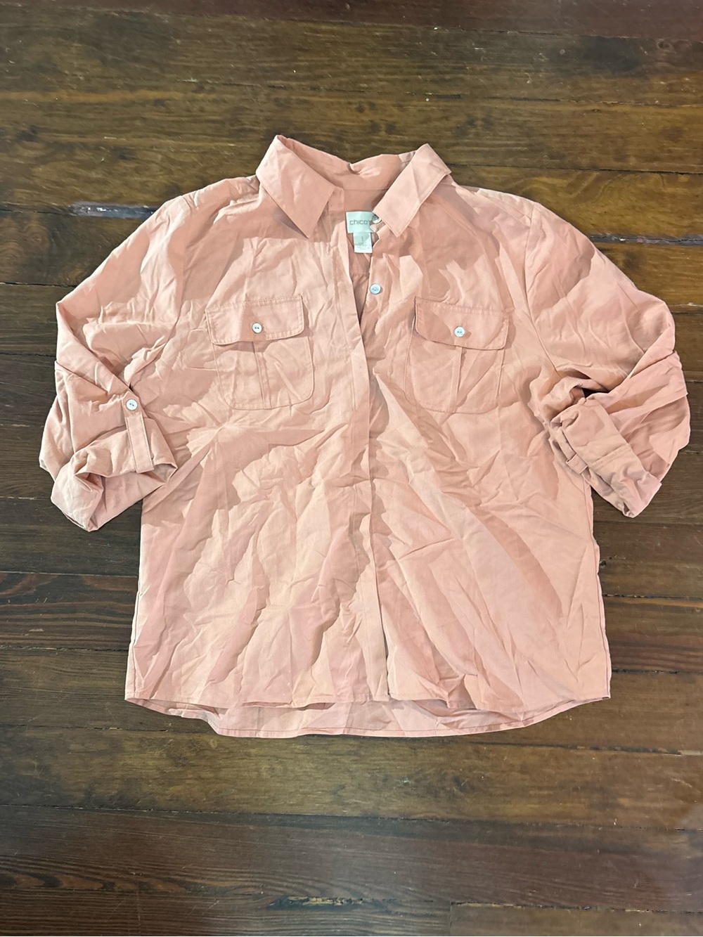 Chicos pale pink dusty rose Salmon button down shirt top size 8